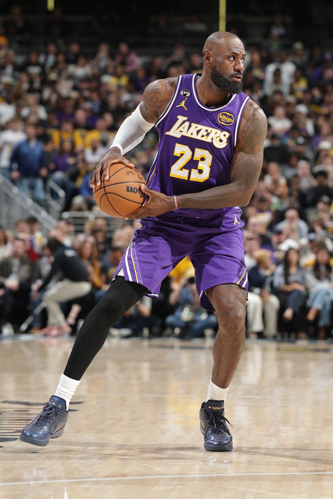 乐竞体育-詹姆斯还需证明自己?媒体人:不 他已足够成功 只是有人说他需要