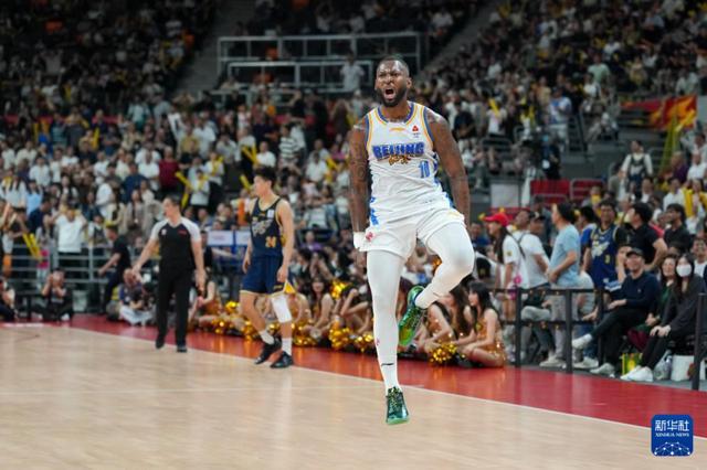 乐竞体育平台-CBA｜杰曼、陈盈骏接连发威，北汽男篮客场再胜广州